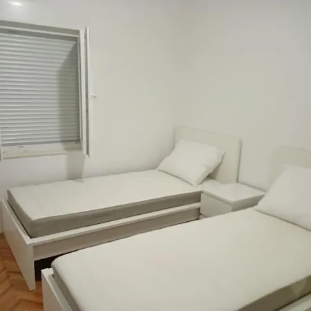 Apartman Boka טרוגיר